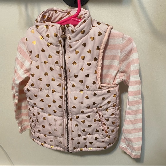 🩷🤍Valentine’s Day vest and long sleeve bundle🩷🤍 - Picture 5 of 5